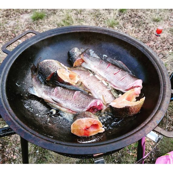 Сковорода Muurikka WOK 43 см с ножками, изображение 4 - MyBiggame Сковорода Muurikka WOK 43 см с ножками, изображение 4