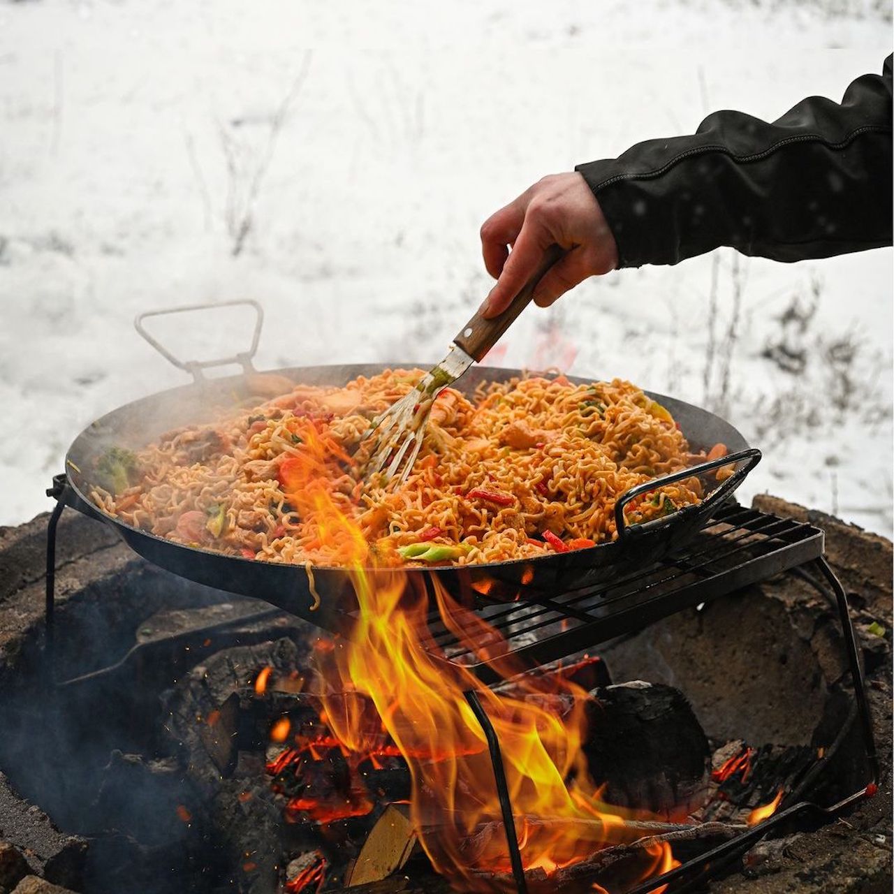 Большая костровая решетка Stabilotherm BBQ Grid Large для приготовления пищи на открытом огне и углях в полевом лагере на охоте или рыбалке, в кемпинге, на пикнике или дачном участке 