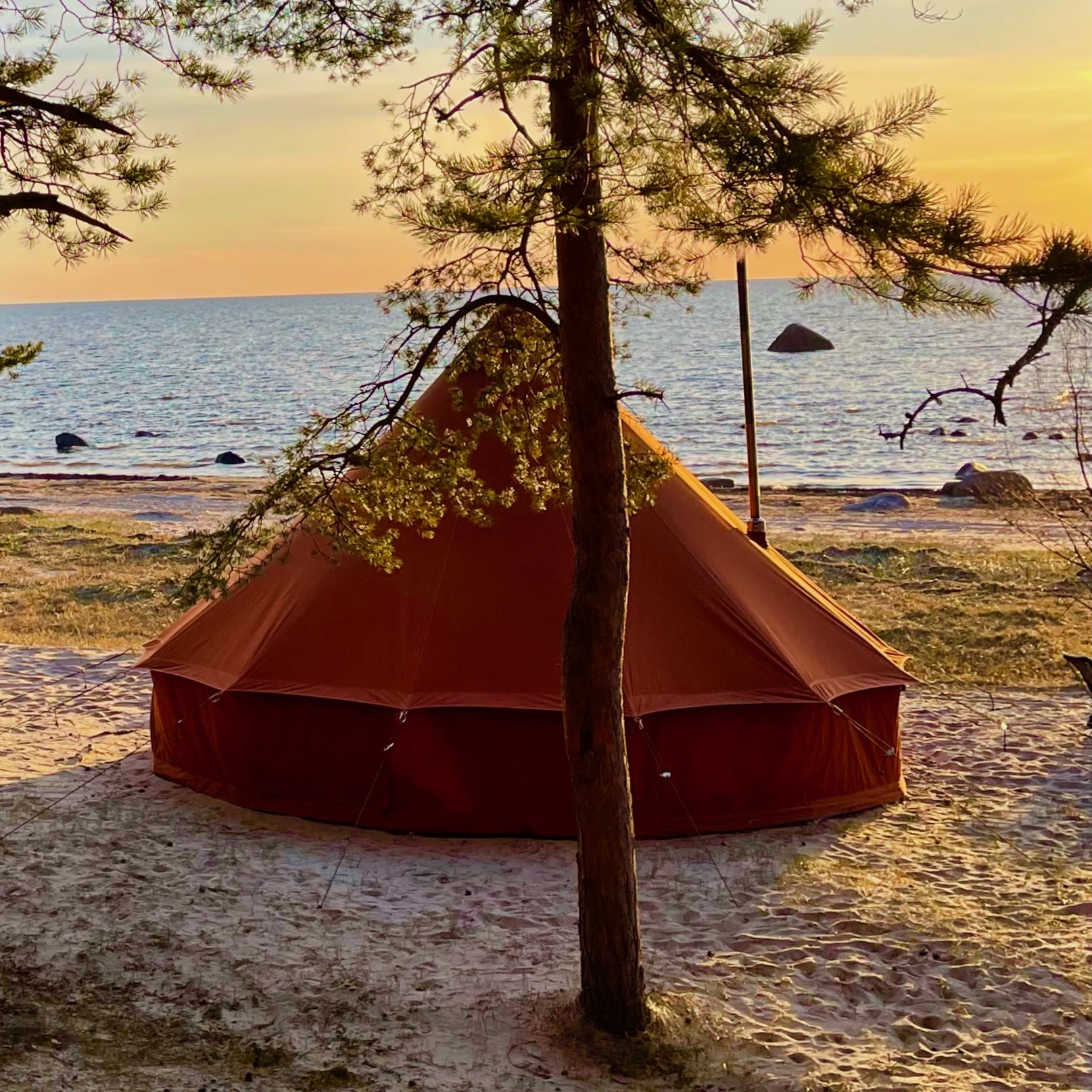 Большая кемпинговая палатка сафари-тент Autentic Major Bell 5.2, Roasted Pumpkin для глэмпинга и отдыха на природе