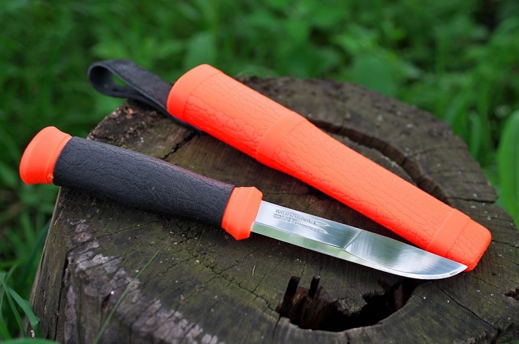 Полевой нож Morakniv Outdoor 2000 Orange для похода, бушкрафта, охоты, рыбалки