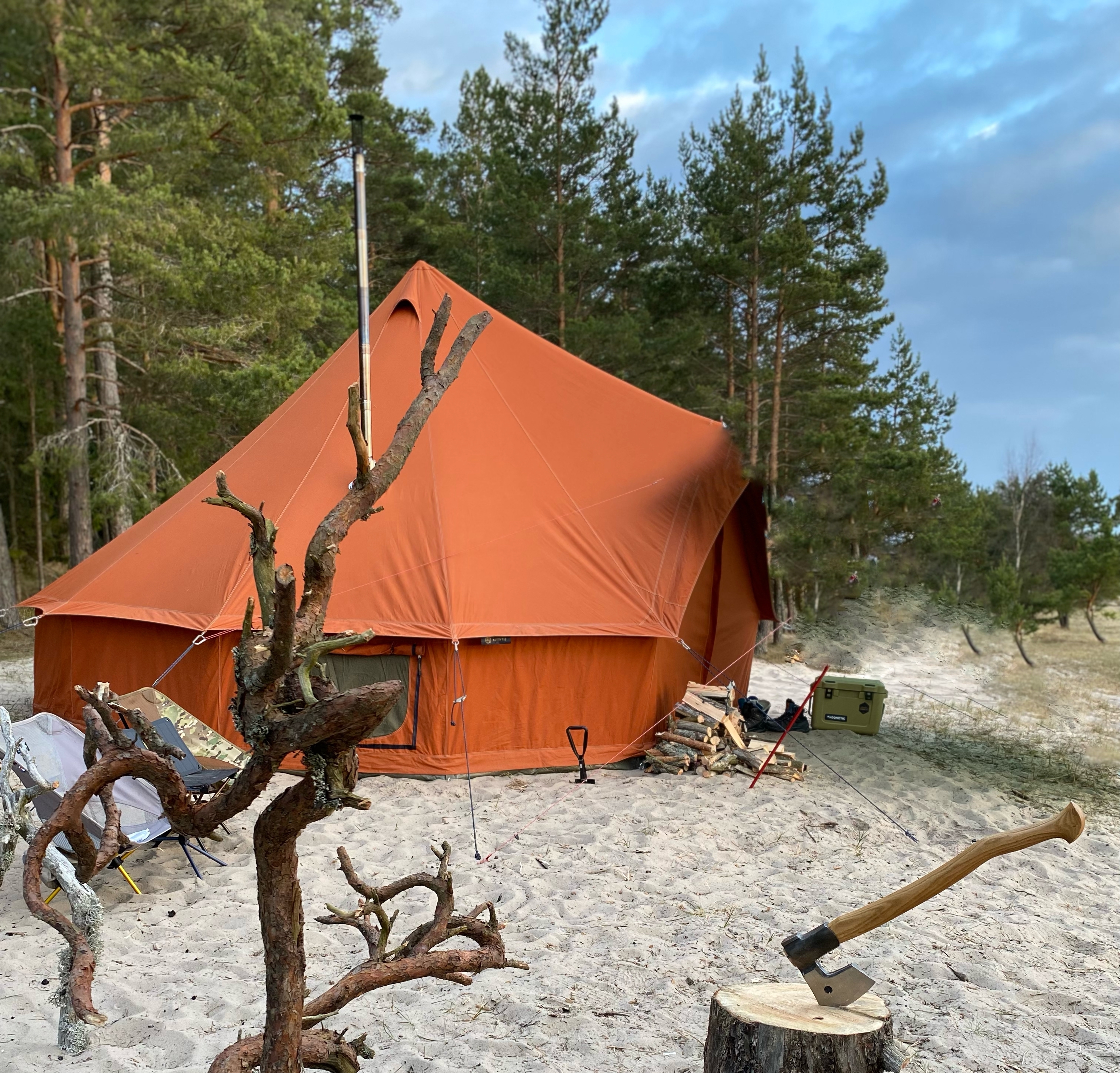 Большая кемпинговая палатка сафари-тент Autentic Major Bell 5.2, Roasted Pumpkin для глэмпинга и отдыха на природе
