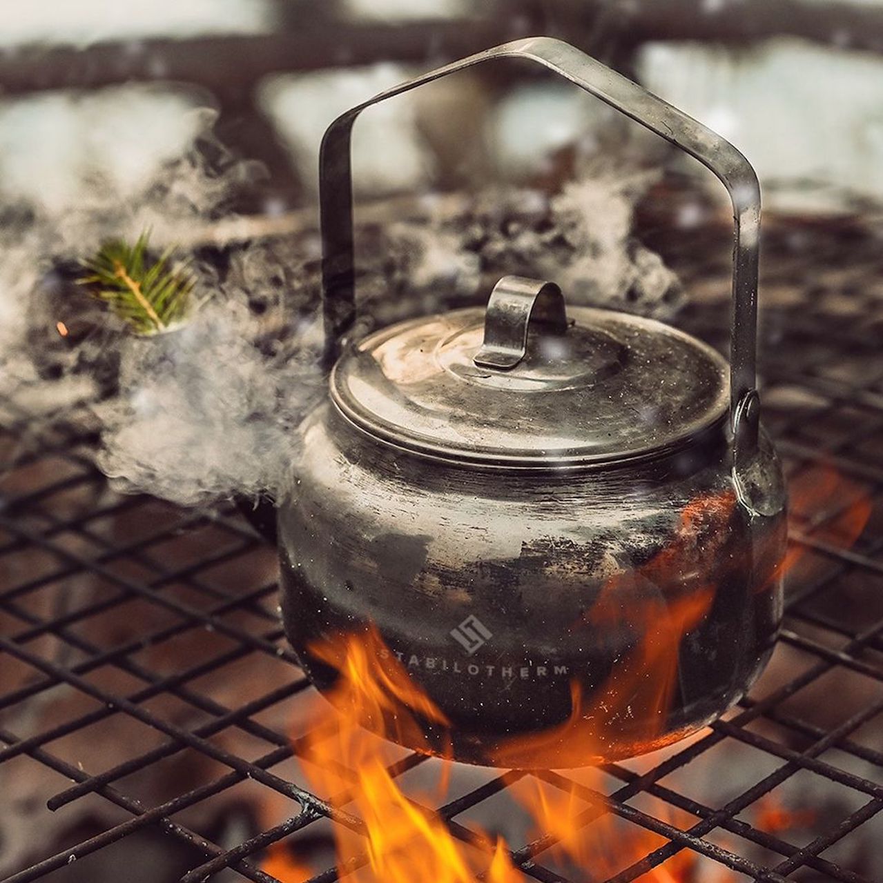Туристический костровой чайник Stabilotherm Coffee Pot объёмом два литра для похода, кемпинга, пикника