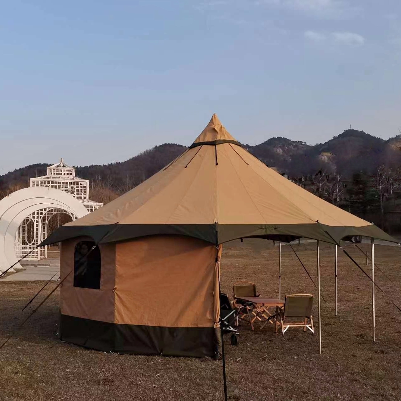 Большая всесезонная кемпинговая палатка True Brands Tibet Tent 15 Sky Pro для фестиваля, мероприятий, праздника на природе