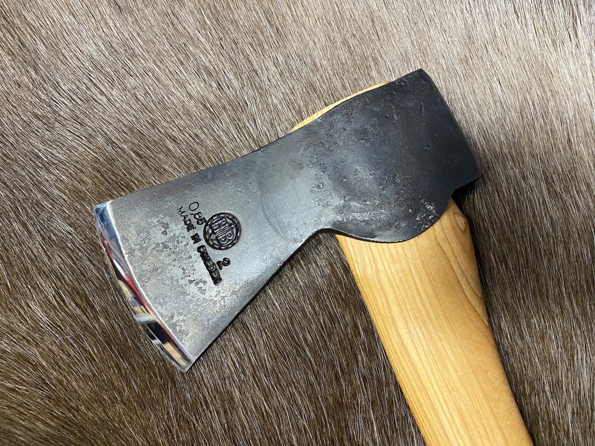 Универсальный походный топор Hultafors Ekelund Hunting Axe Premium для  охотника, туриста, рыбака купить в MyBiggame